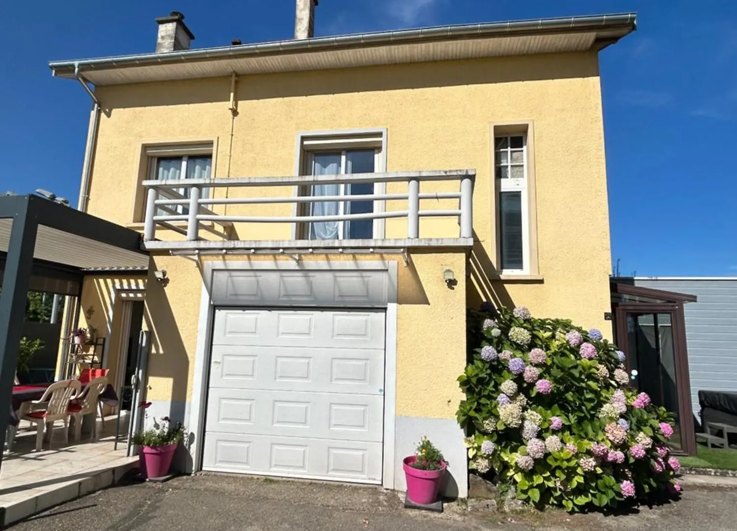 Chambres Hotes Les Grenouilles Saint-Paul-de-Varax 0*,  France